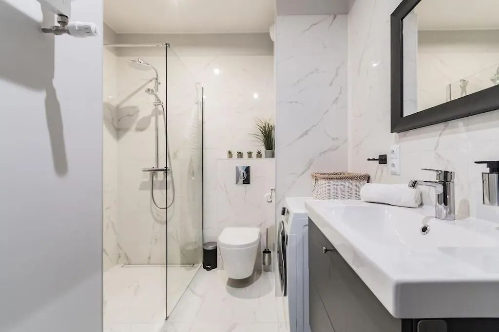 Letnica - Botanika By Grand Apartments Gdansk Poland